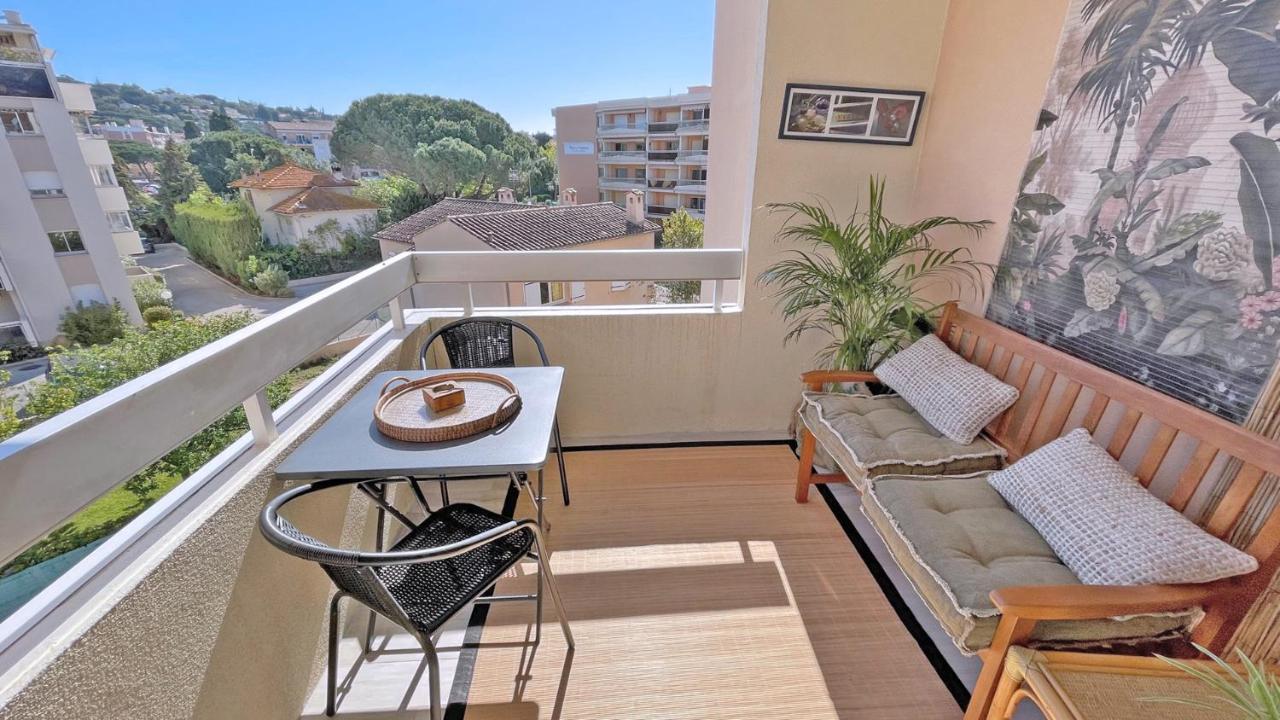 Les Coralies Apartamento Sainte-Maxime Exterior foto