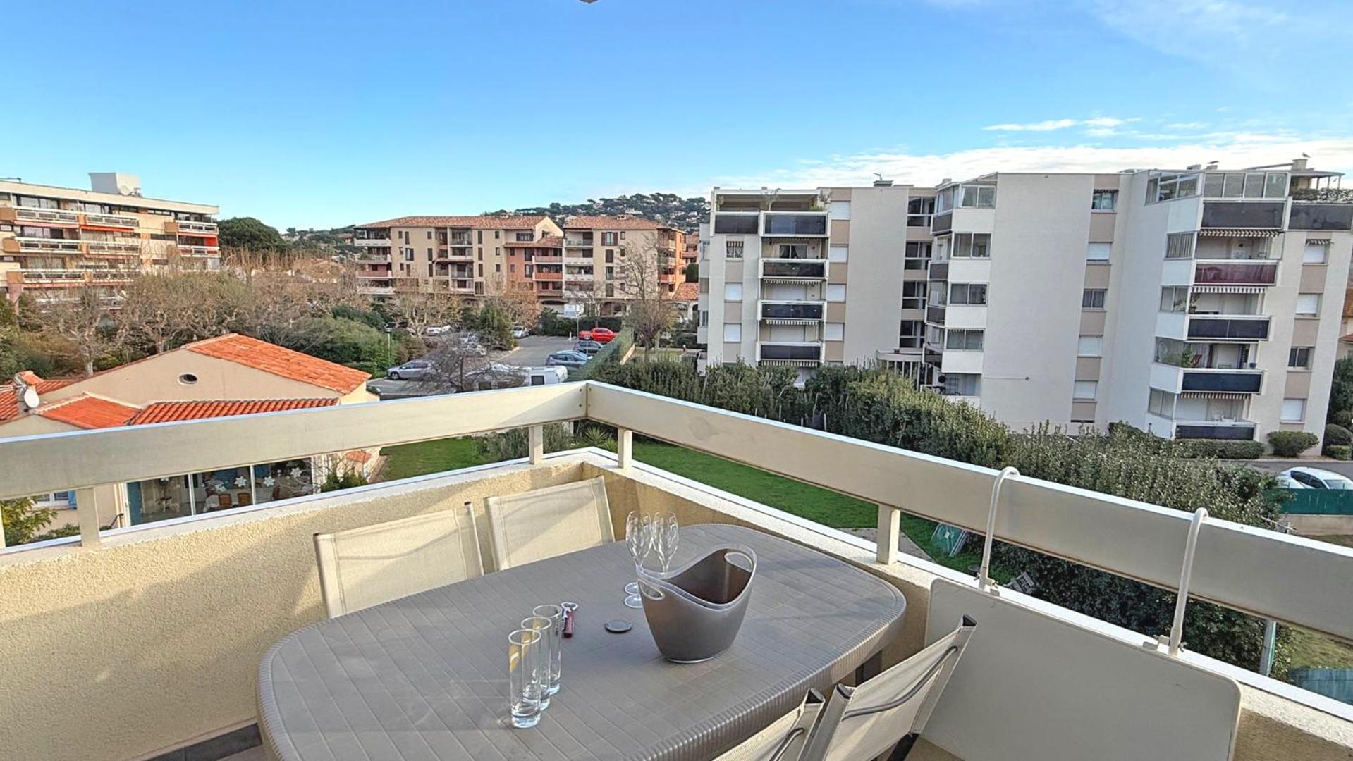 Les Coralies Apartamento Sainte-Maxime Exterior foto